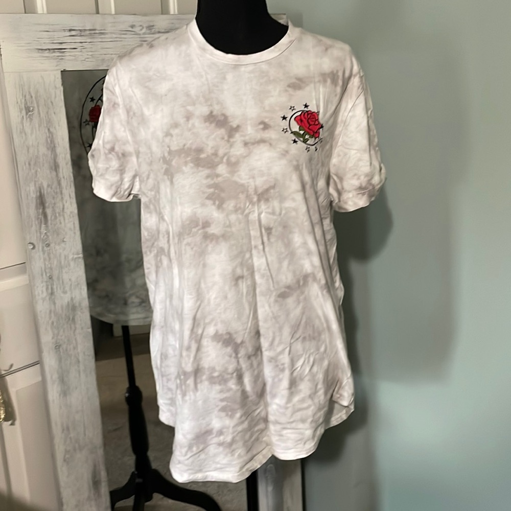 Men’s Hollister Tee